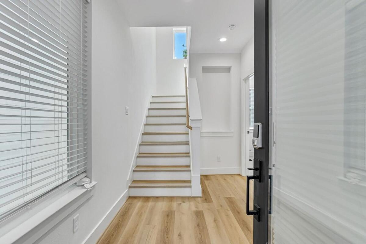 Modern 3Bd Retreat I Near Hotspots I Sleeps 12 Villa Houston Exterior photo